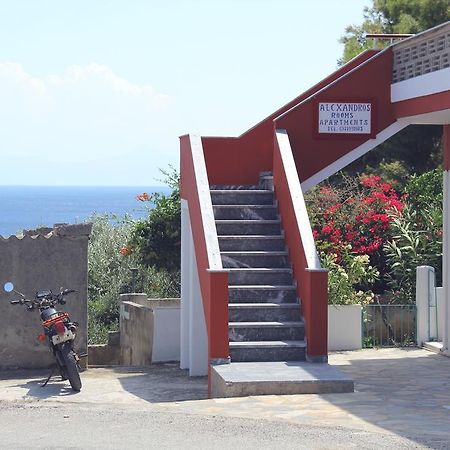 Αlexandros Apartment Votsi  Luaran gambar