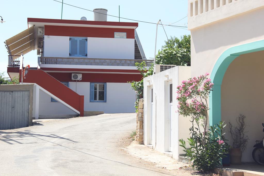 Αlexandros Apartment Votsi  Luaran gambar