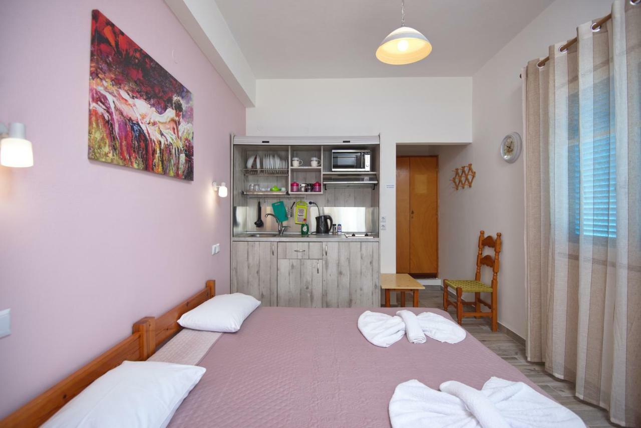 Αlexandros Apartment Votsi  Luaran gambar